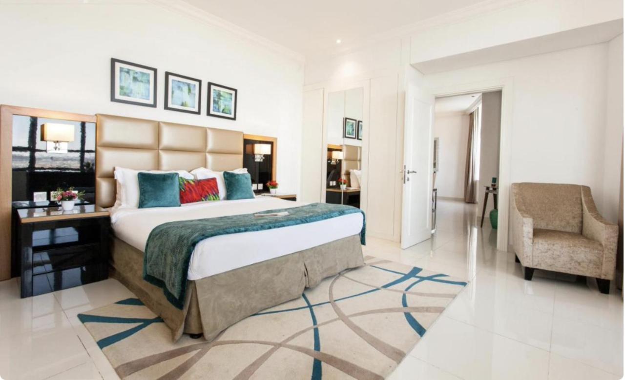 Ambassador Suite Capital Bay- Discount Available ดูไบ ภายนอก รูปภาพ